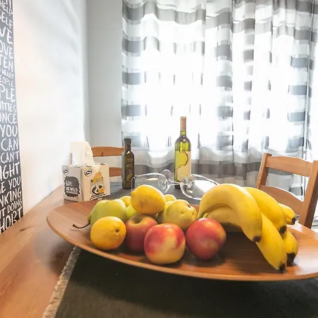 Noemi アパート プーラ